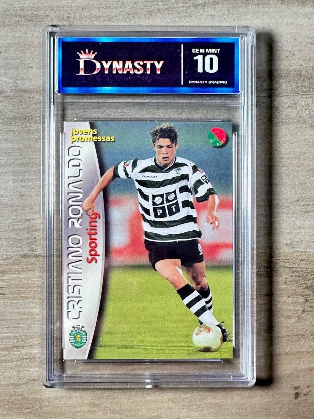 Cristiano Ronaldo Rookie Gem Mint 10 2003 Panini #137 Novelty Card. Portugal.